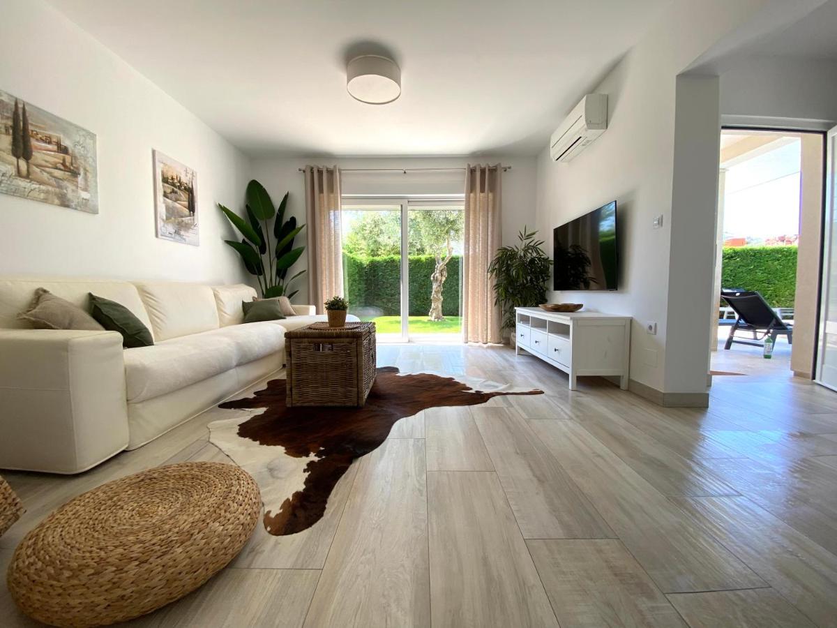 Villa Divina With Private Heated Pool Pula Exterior foto