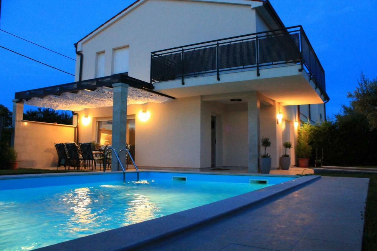 Villa Divina With Private Heated Pool Pula Exterior foto